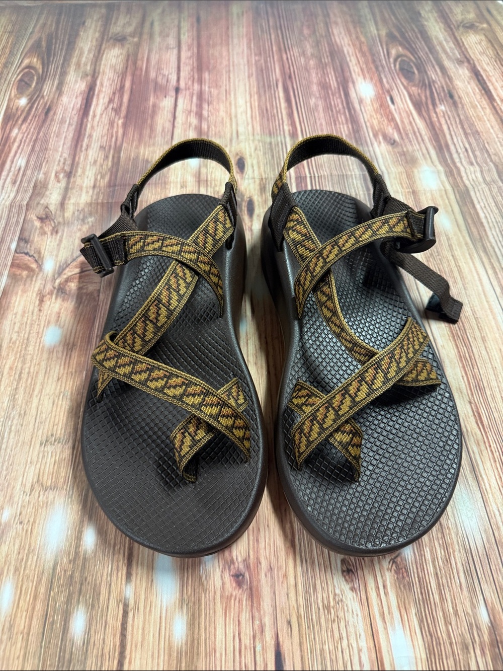 Chaco Men's Brown & Yellow Patterned Strappy Sandals